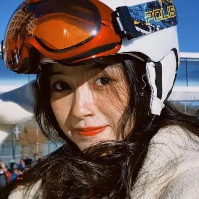 阿罗有枝彩色笔